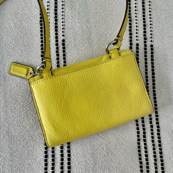 COACH Avery Leather Crossbody - Picture 5 of 5